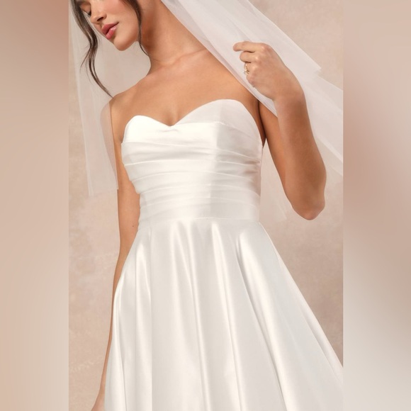 NWOT Lulus Khalida White Satin Strapless Bridal Gown $298 MSRP Estimated Small - Picture 6 of 12